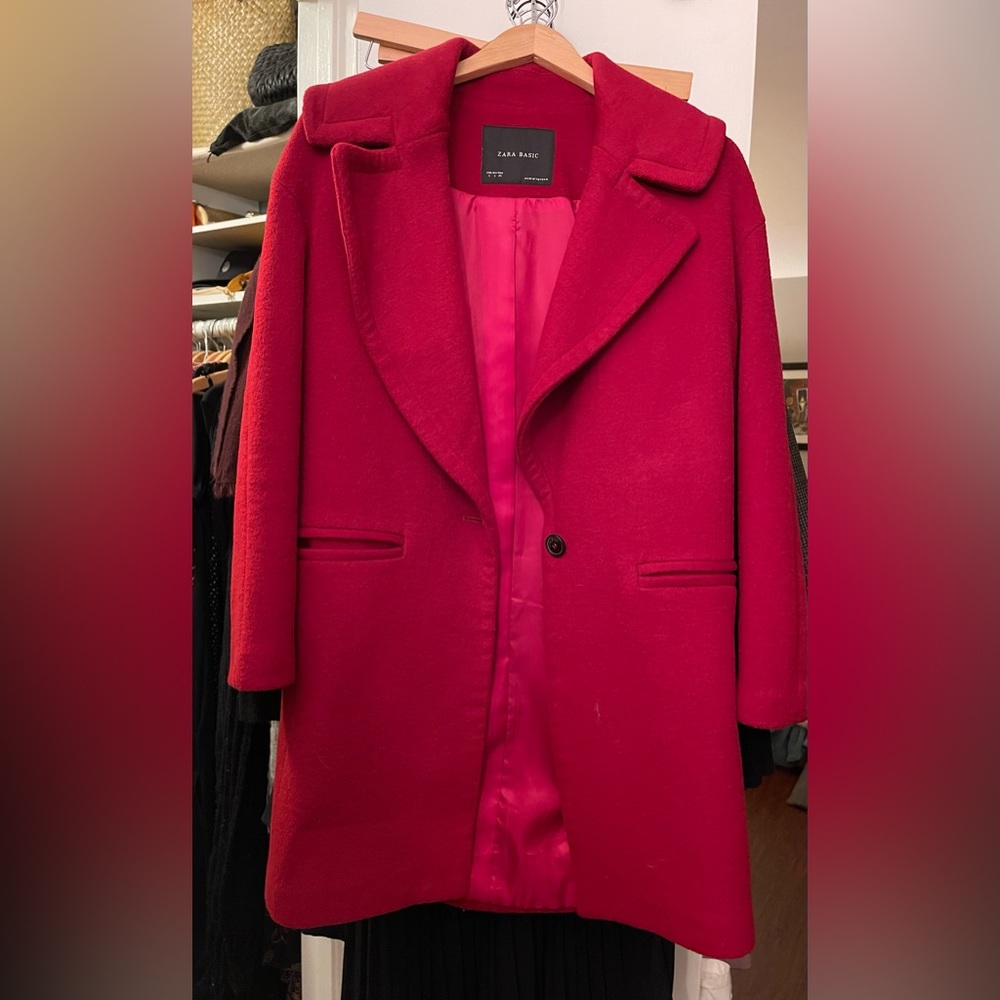 Zara Red Coat new without tag